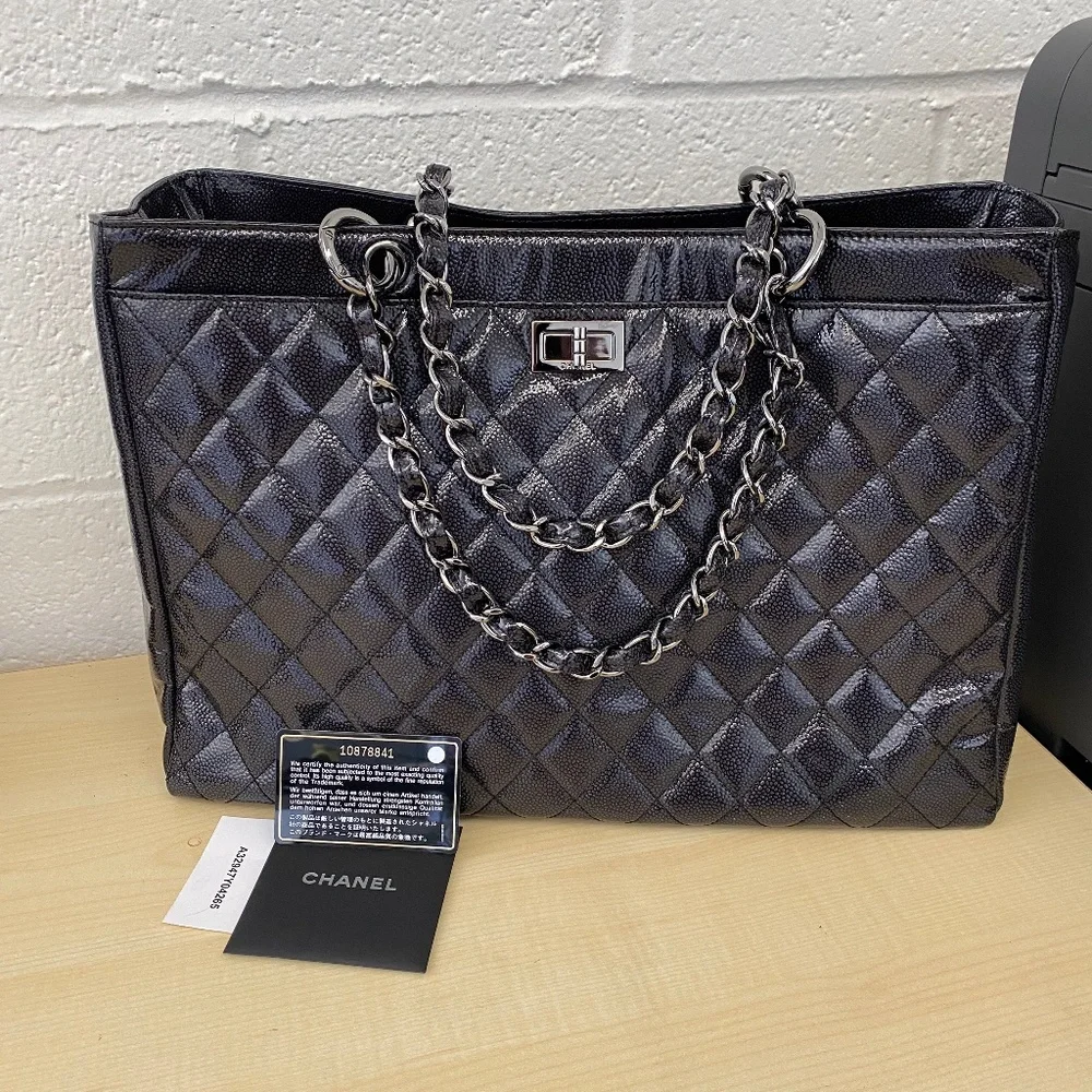 Chanel Reissue patent Caviar large tote bag. Sold - Picture 1 of 11